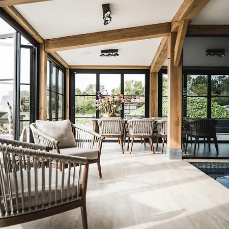 Villa Luxe Poolhouse